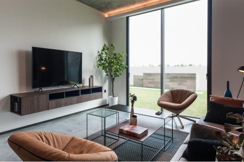 Studio Apartment  No. 110883 6