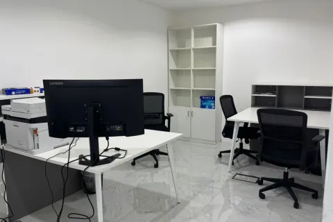 125m² Commercial property in Muscat, Oman No. 108483 6