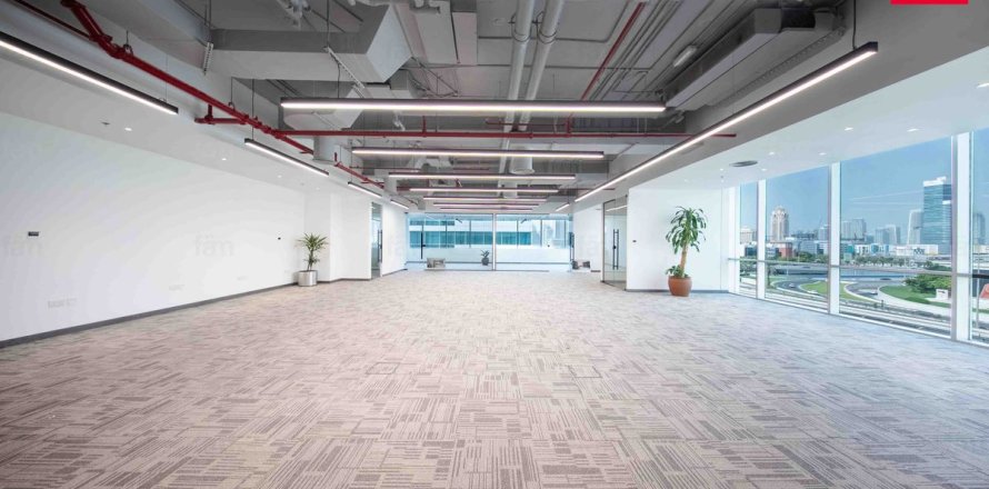 921.5مربع، مكتب في Sheikh Zayed Road, الإمارات العربية المتحدة رقم 163647