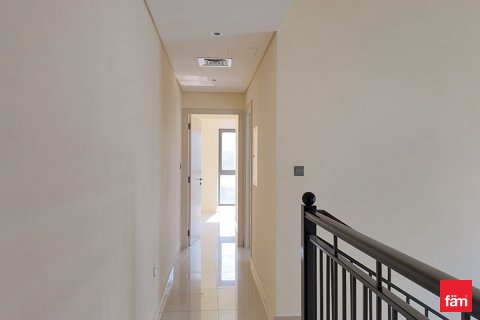 3 bedrooms Townhouse in Dubai, UAE No. 163650 8