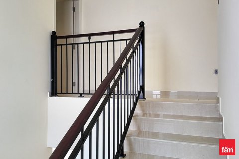 3 bedrooms Townhouse in Dubai, UAE No. 163650 10