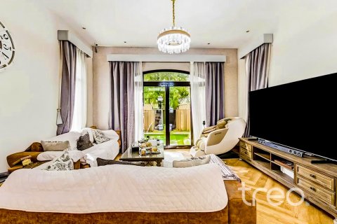 Villa de 4 chambres à Mudon, UAE No. 173521 8