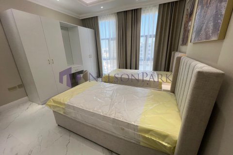 2 bedrooms Apartment in Doha, Qatar No. 57387 10