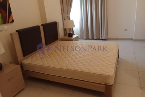 2 bedrooms Apartment in Doha, Qatar No. 57383 6