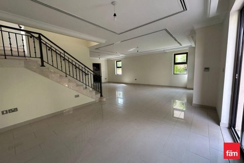 Вилла с 4 спальнями в Дубай, ОАЭ №146345 5