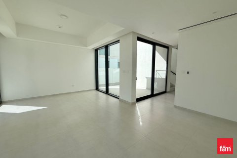 Villa de 4 dormitorios en Dubai, UAE No. 125111 8