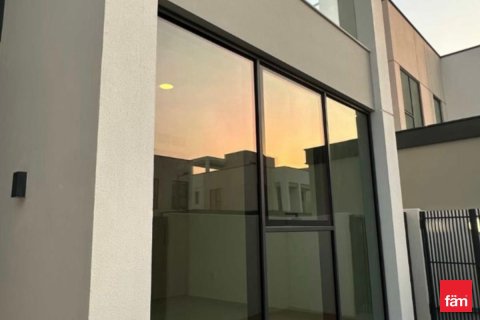 Villa de 4 dormitorios  No. 125111 11