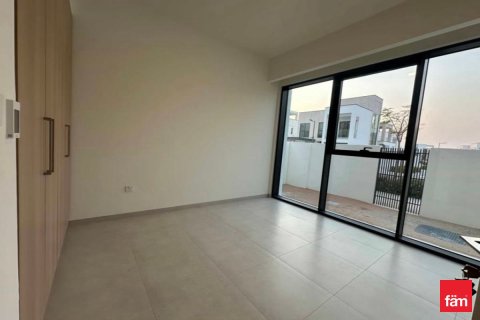 Villa de 4 dormitorios  No. 125111 3