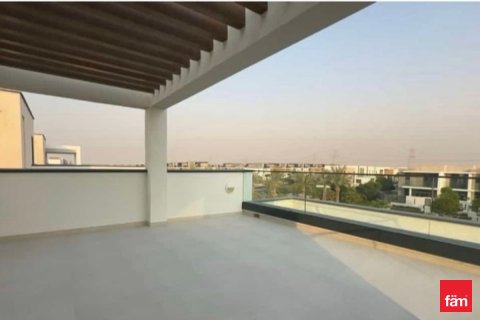 Villa de 4 dormitorios  No. 125111 6