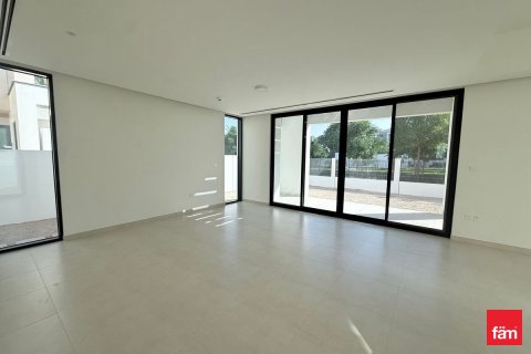 Villa de 4 dormitorios en Dubai, UAE No. 125111 4