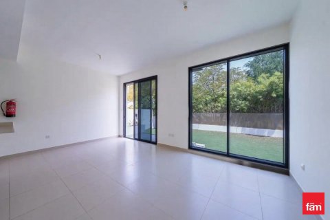 Villa de 4 dormitorios  No. 125113 8