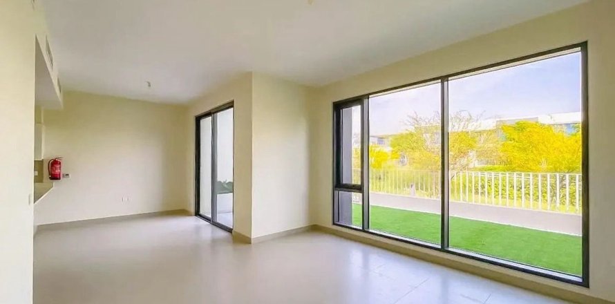 Villa de 4 dormitorios  No. 125113