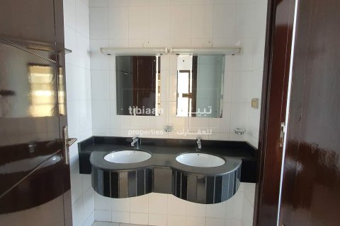 4 bedrooms Townhouse in Muscat, Oman No. 53849 4