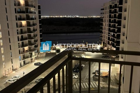 1 bedroom Apartment on the Yas Island, UAE No. 145101 10