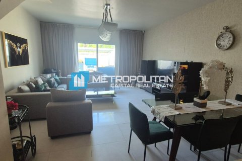 Villa de 3 dormitorios en Al Reef, UAE No. 145102 3