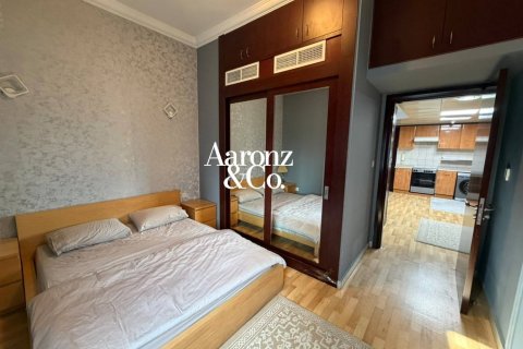 Квартира с 2 спальнями в Джумейра Лейк Тауэрс, ОАЭ №171435 4