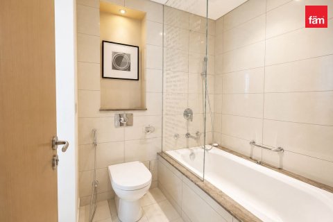 2 bedrooms Hotel Apartment in Business Bay, UAE No. 199499 4
