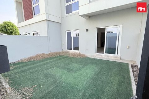 Villa de 3 dormitorios en Dubai, UAE No. 199502 4