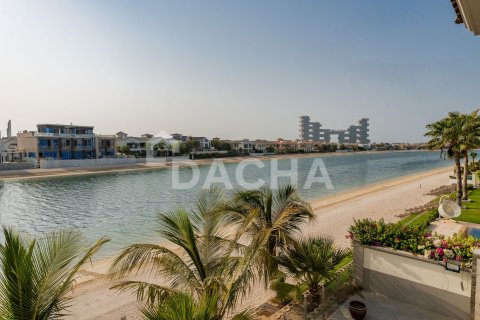 Villa de 5 chambres à Garden Homes, UAE No. 198501 31