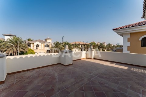 Villa de 5 chambres à Garden Homes, UAE No. 198501 15