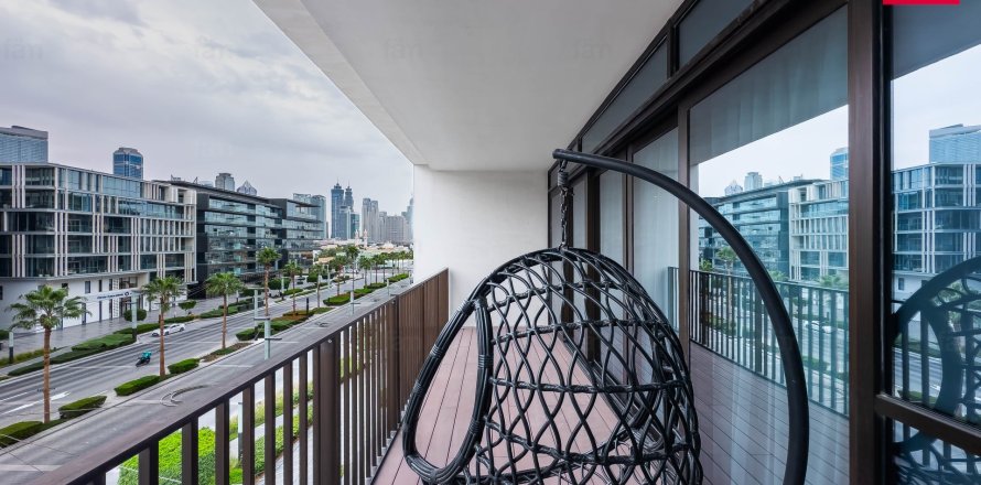 Квартира с 3 спальнями в City Walk, ОАЭ №148611