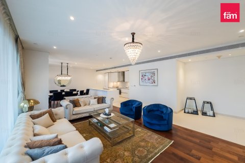 Квартира с 3 спальнями в City Walk, ОАЭ №148611 5