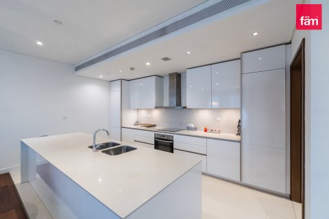 Квартира с 3 спальнями в City Walk, ОАЭ №148611 10