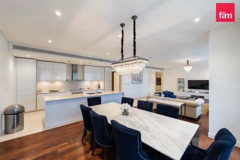 Квартира с 3 спальнями в City Walk, ОАЭ №148611 7