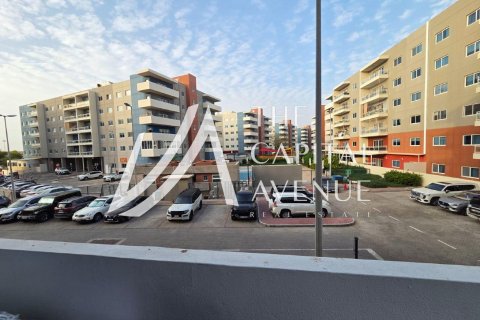 Apartment de 3 dormitorios en Al Reef, UAE No. 185428