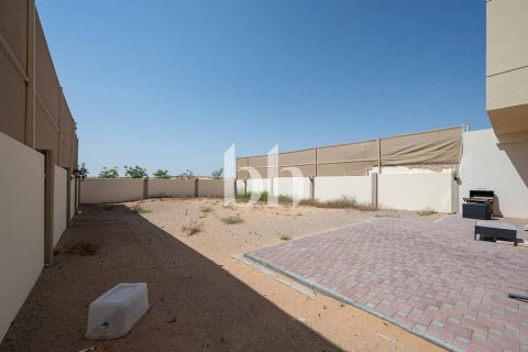 5 bedrooms Villa No. 113435 3