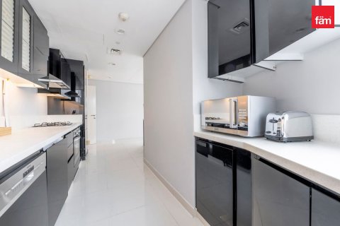 Квартира с 3 спальнями №120506 15