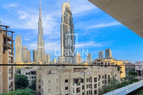 1 bedroom Apartment in Burj Royale, UAE No. 193429 26