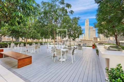 1 bedroom Apartment in Burj Royale, UAE No. 193429 14