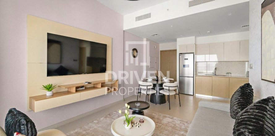 1 bedroom Apartment in Burj Royale, UAE No. 193429