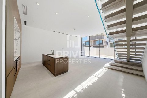 3 bedrooms Townhouse in Nad Al Sheba 1, UAE No. 193427 18