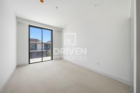 3 bedrooms Townhouse in Nad Al Sheba 1, UAE No. 193427 9