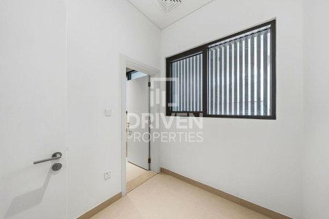 3 bedrooms Townhouse in Nad Al Sheba 1, UAE No. 193427 14