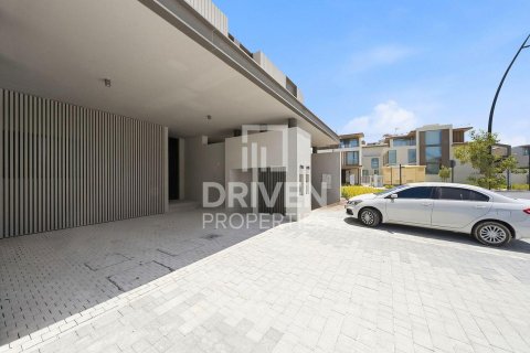 3 bedrooms Townhouse in Nad Al Sheba 1, UAE No. 193427 21