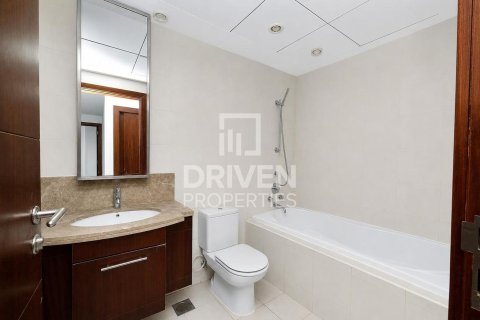 Appartement de 2 chambres à Standpoint Towers, UAE No. 206775 20
