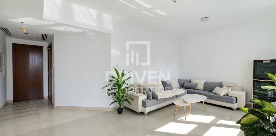 Appartement de 2 chambres à Standpoint Towers, UAE No. 206775