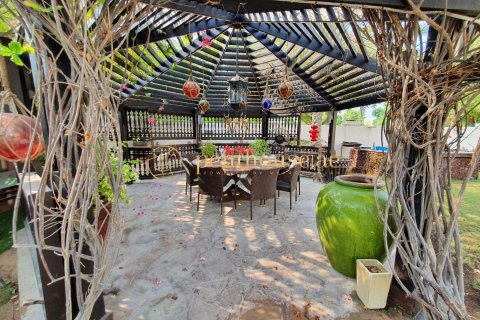 Villa de 3 dormitorios en Legacy, UAE No. 78447 9