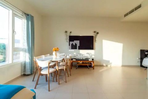 2 غرف نوم شقة في EMAAR South, الإمارات العربية المتحدة رقم 78449 5
