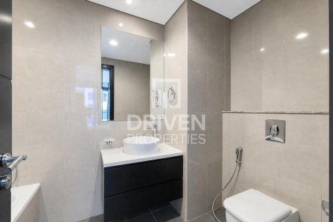 Appartement de 2 chambres à Merano Tower, UAE No. 200657 20