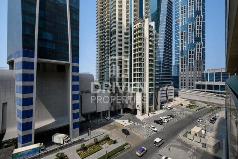 Appartement de 2 chambres à Merano Tower, UAE No. 200657 7