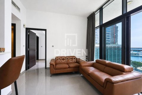 Appartement de 2 chambres à Merano Tower, UAE No. 200657 11