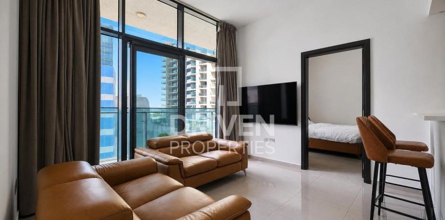 Appartement de 2 chambres à Merano Tower, UAE No. 200657