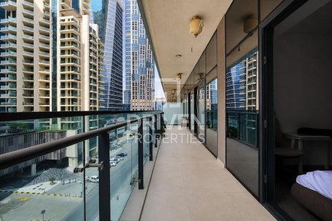 Appartement de 2 chambres à Merano Tower, UAE No. 200657 6