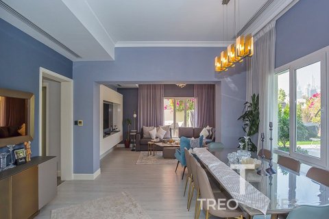 4 bedrooms Villa in Meadows, UAE No. 183051 5