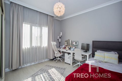 4 bedrooms Villa in Meadows, UAE No. 183051 12