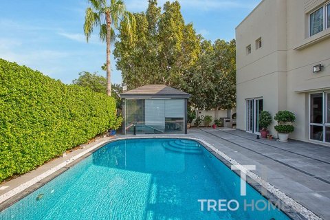 4 bedrooms Villa in Meadows, UAE No. 183051 17